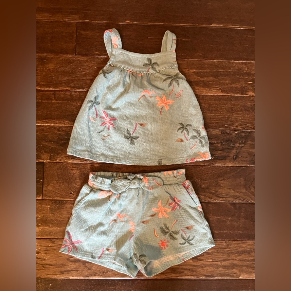 Floral Print Baby Outfit